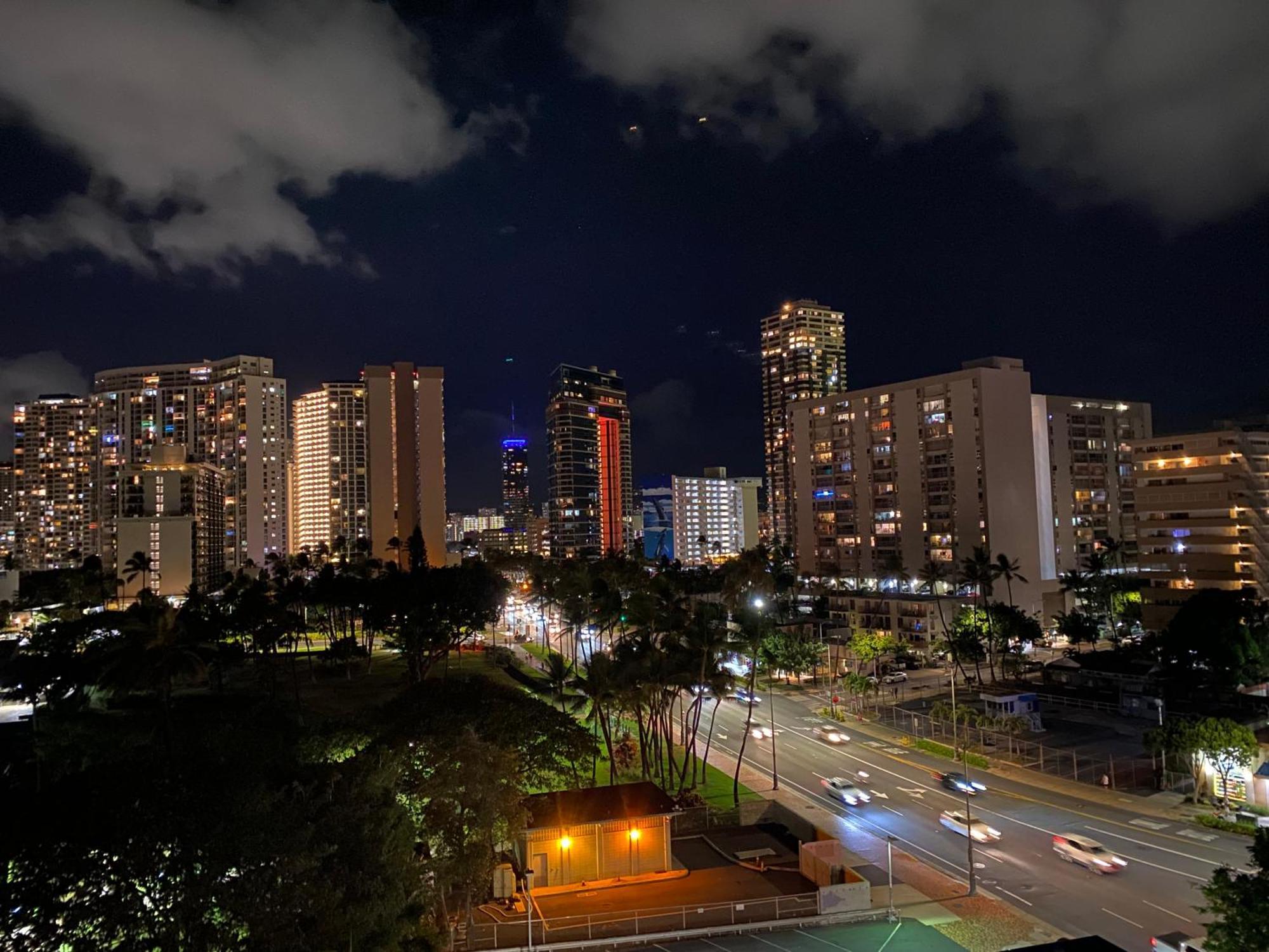 Cozy Studio With Free Parking In Waikiki هونولولو المظهر الخارجي الصورة