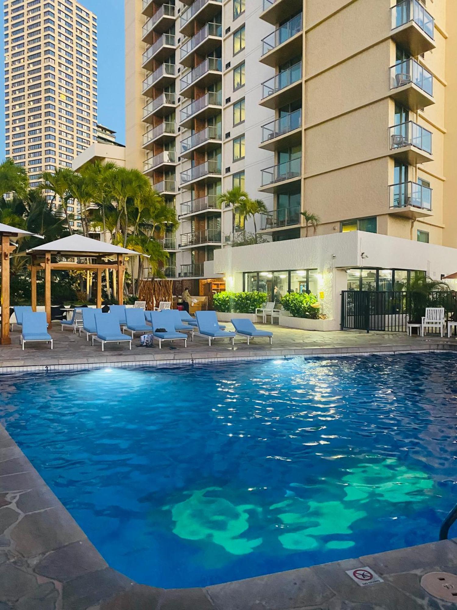 Cozy Studio With Free Parking In Waikiki هونولولو المظهر الخارجي الصورة
