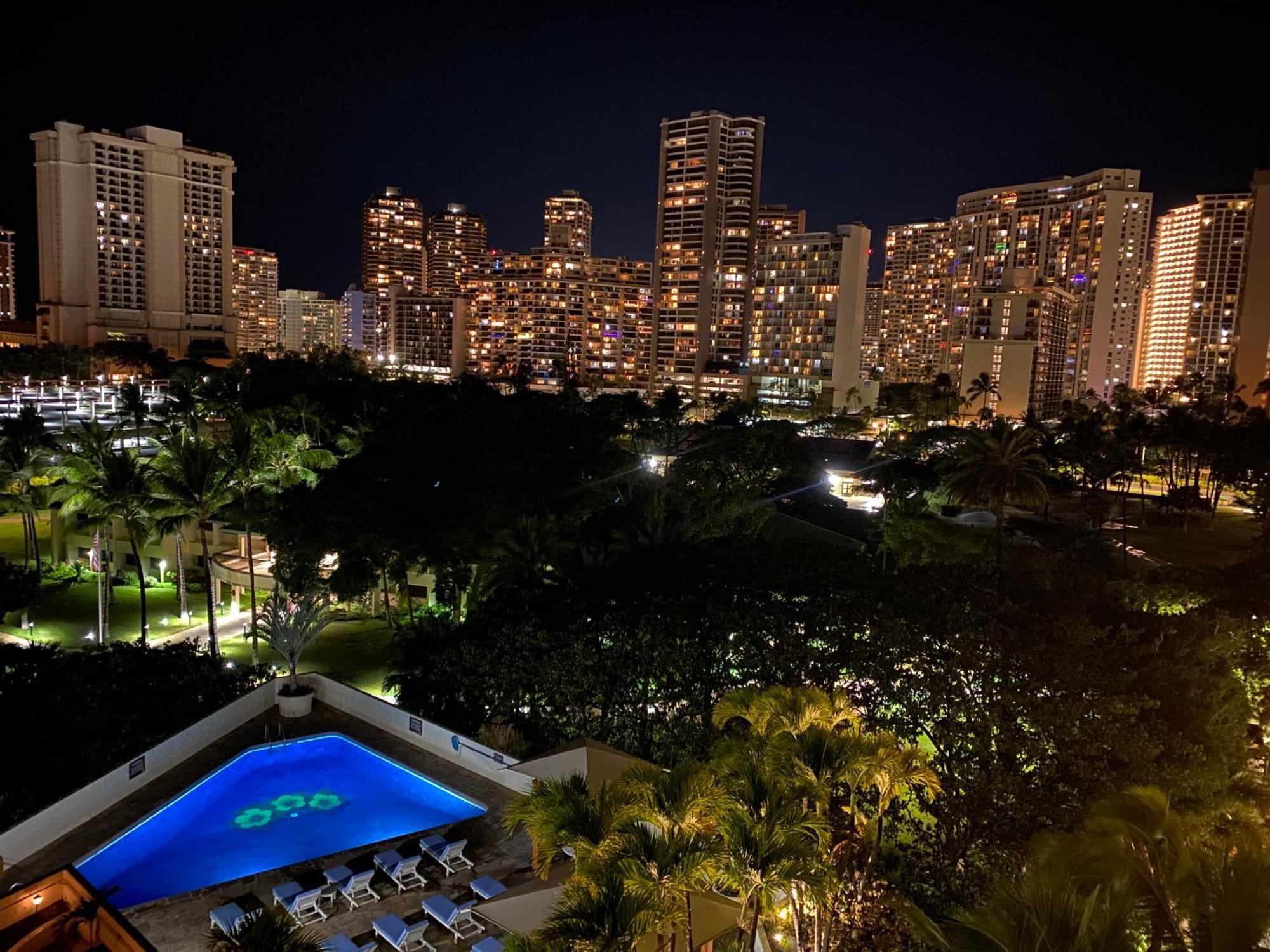 Cozy Studio With Free Parking In Waikiki هونولولو المظهر الخارجي الصورة